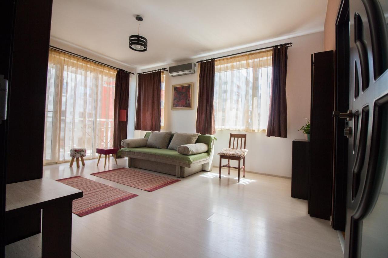 Sweet House Apartman Arad Kültér fotó